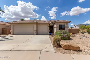 18250 N 167th Dr, Surprise, AZ 85374 - Photo 2