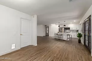 9339 W Spanish Moss Ln, Sun City, AZ 85373 - Photo 10