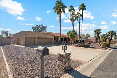 4233 W Sandra Terrace, Phoenix, AZ 85053 - Photo 2