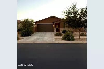 20026 N Wilford Avenue, Maricopa, AZ 85138 - Photo 1