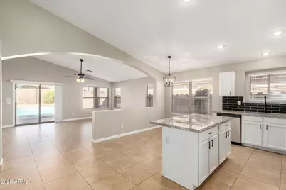 11430 E Prairie Avenue, Mesa, AZ 85212 - Photo 4