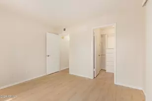 5757 W Eugie Ave, Glendale, AZ 85304 - Photo 16