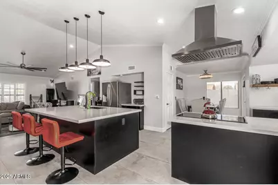 7301 W Sweetwater Avenue, Peoria, AZ 85381 - Photo 6