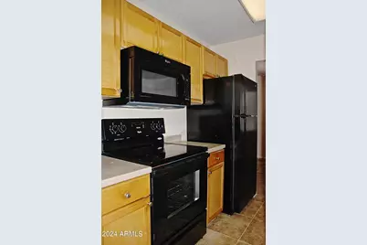 7550 N 12th Street #121, Phoenix, AZ 85020 - Photo 2