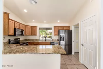 11027 E Natal Avenue, Mesa, AZ 85209 - Photo 14