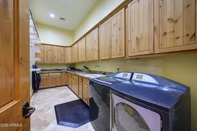 19911 W Clarendon Avenue, Buckeye, AZ 85396 - Photo 38