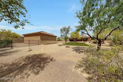 19911 W Clarendon Avenue, Buckeye, AZ 85396 - Photo 46