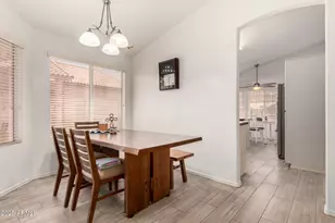 10630 W Mohawk Ln, Peoria, AZ 85382 - Photo 8