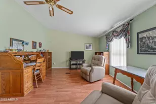 23723 W Cannon Dr, Congress, AZ 85332 - Photo 16