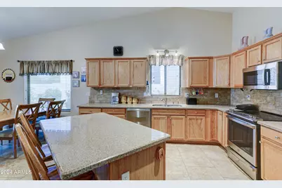 2101 S Meridian Road #126, Apache Junction, AZ 85120 - Photo 10