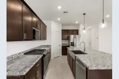 16034 W Bronco Trail, Surprise, AZ 85387 - Photo 6