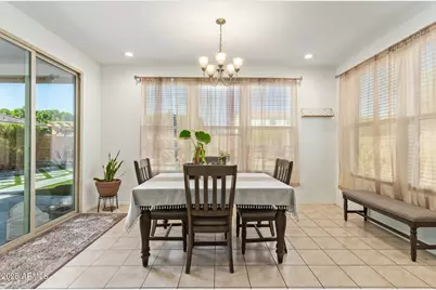 7718 W Jones Avenue, Phoenix, AZ 85043 - Photo 6