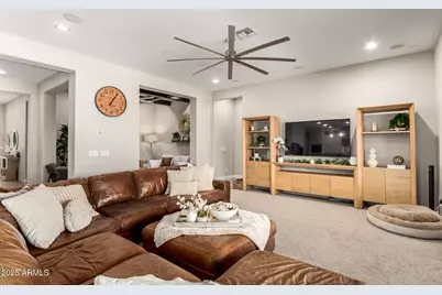 2570 E Thornton Court, Gilbert, AZ 85297 - Photo 6