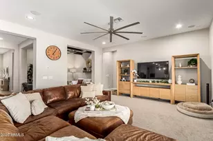 2570 E Thornton Ct, Gilbert, AZ 85297 - Photo 6