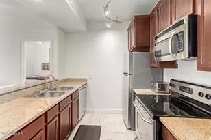 14145 N 92nd St, Scottsdale, AZ 85260 - Photo 10