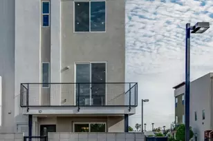 825 N 9th Ave, Phoenix, AZ 85007 - Photo 1