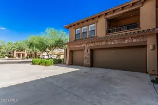 21320 N 56th St, Phoenix, AZ 85054 - Photo 2