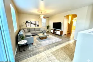 42564 W Palmyra Ln, Maricopa, AZ 85138 - Photo 14