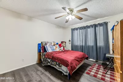 11002 W Deanne Drive, Sun City, AZ 85351 - Photo 8