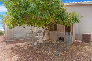 8557 W Royal Blackheath Dr, Arizona City, AZ 85123 - Photo 36