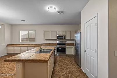 45305 W Miramar Road, Maricopa, AZ 85139 - Photo 10