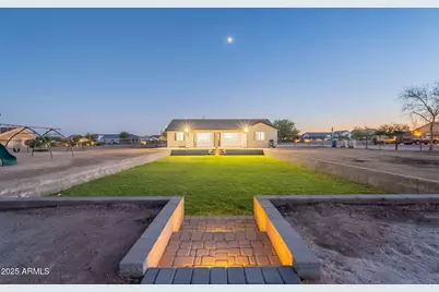 526 W Magma Road, San Tan Valley, AZ 85143 - Photo 2