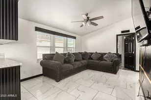 9431 E Coralbell Ave, Mesa, AZ 85208 - Photo 8