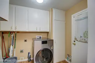 9909 W Newport Dr, Sun City, AZ 85351 - Photo 24