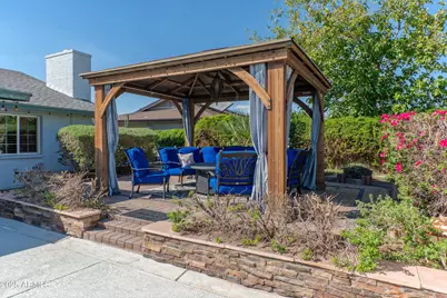 1942 W Kristal Way, Phoenix, AZ 85027 - Photo 22