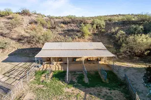36455 S Rincon Rd, Wickenburg, AZ 85390 - Photo 32