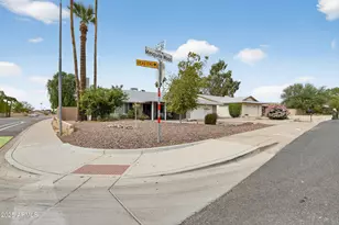 5047 E Mesquite Wood Ct, Phoenix, AZ 85044 - Photo 4