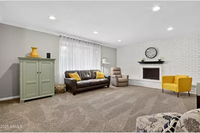 5047 E Mesquite Wood Court, Phoenix, AZ 85044 - Photo 16