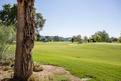 17 Biltmore Estate #64, Phoenix, AZ 85016 - Photo 1