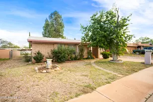 4960 E Vespucci Dr, Sierra Vista, AZ 85635 - Photo 2