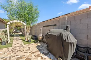 7664 W Donald Dr, Peoria, AZ 85383 - Photo 40