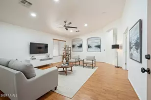 7664 W Donald Dr, Peoria, AZ 85383 - Photo 8