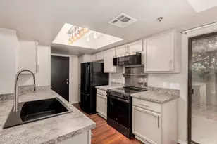 4316 E Avalon Dr, Phoenix, AZ 85018 - Photo 4