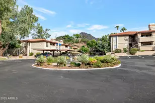 7557 N Dreamy Draw Dr, Phoenix, AZ 85020 - Photo 22