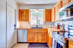 385 E Coronado Rd, Phoenix, AZ 85004 - Photo 20