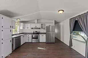 26600 S Grandview Dr, Congress, AZ 85332 - Photo 4