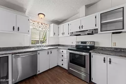 26600 S Grandview Drive, Congress, AZ 85332 - Photo 4