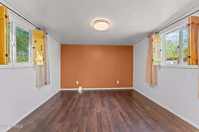 26600 S Grandview Drive, Congress, AZ 85332 - Photo 8