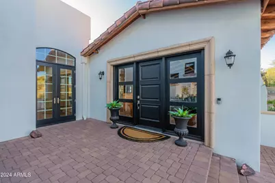 4333 E McDonald Drive, Phoenix, AZ 85018 - Photo 4