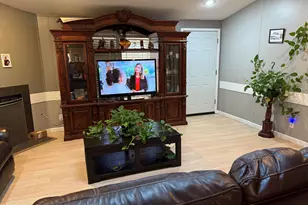 15601 N 19th Ave, Phoenix, AZ 85023 - Photo 4