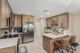 3628 W Banff Ln., Phoenix, AZ 85053 - Photo 8