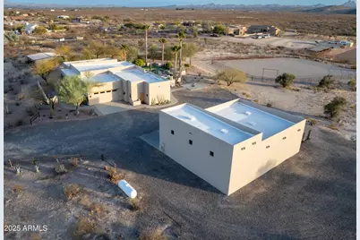 21675 W Date Creek Road, Wickenburg, AZ 85390 - Photo 40