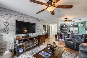 18725 N 92nd Dr, Peoria, AZ 85382 - Photo 12