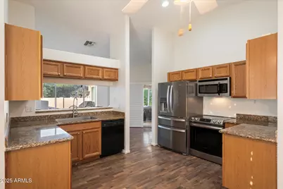 1540 E Hazeltine Way, Chandler, AZ 85249 - Photo 12