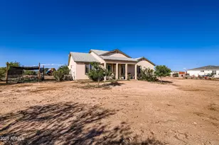 22136 W Gambit Trail, Wittmann, AZ 85361 - Photo 2