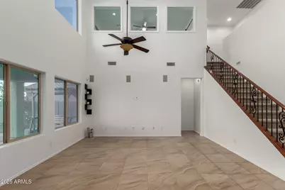 27321 N 51st Glen, Phoenix, AZ 85083 - Photo 10